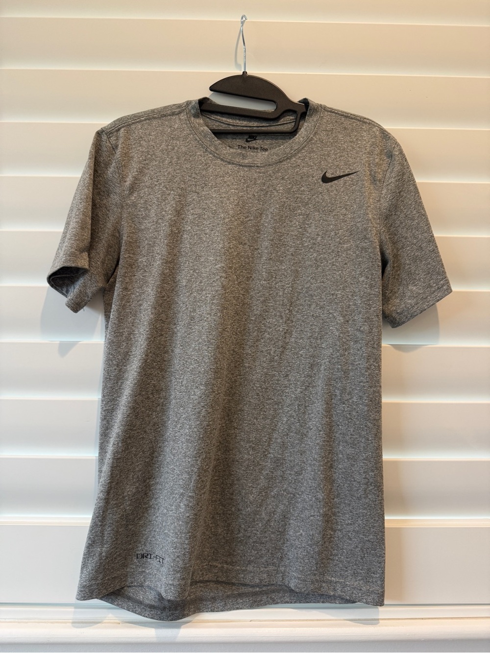 Nike Men's Small Gray Dri-FIT Short Sleeve Tee